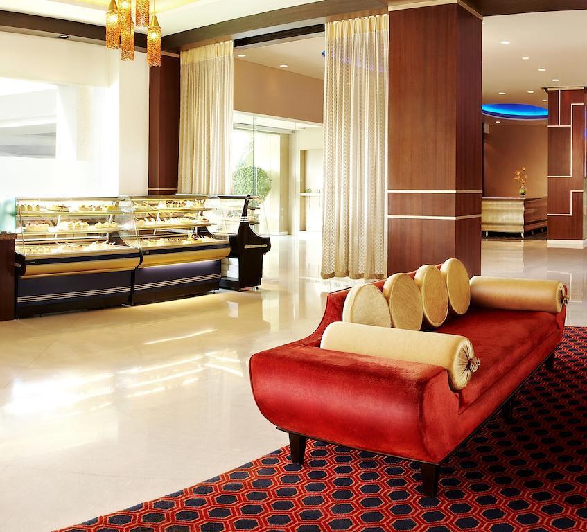 Surat Marriott Hotel מראה חיצוני תמונה